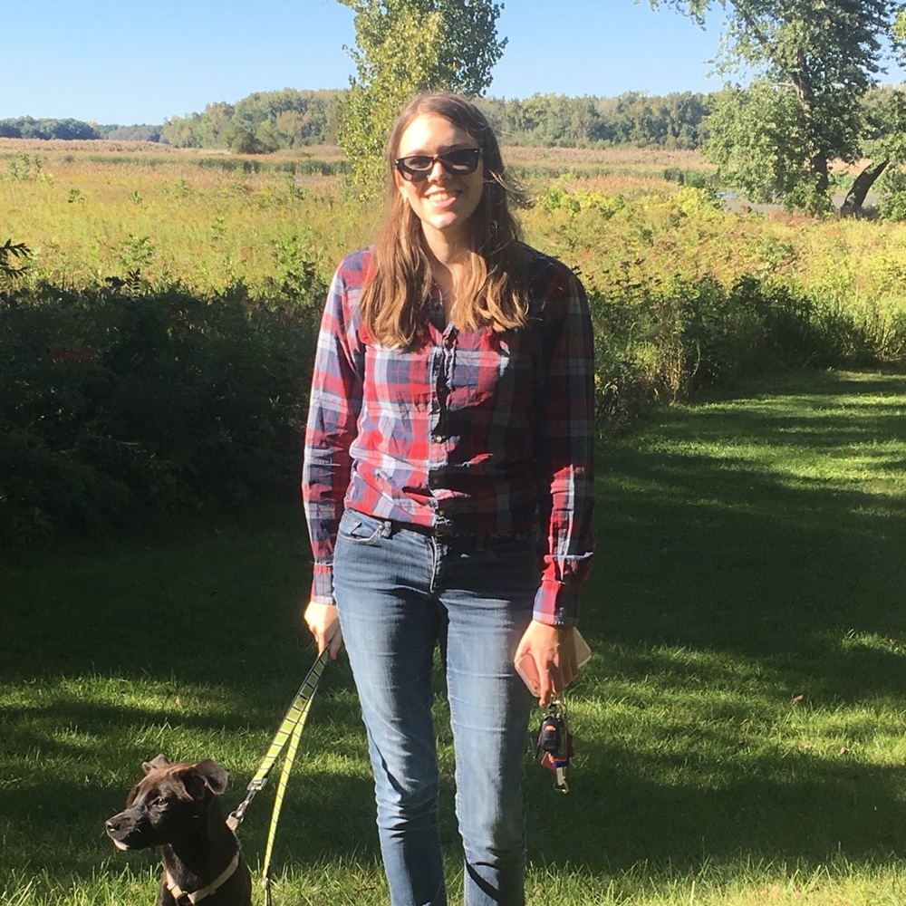 Meet your Posher, Emily